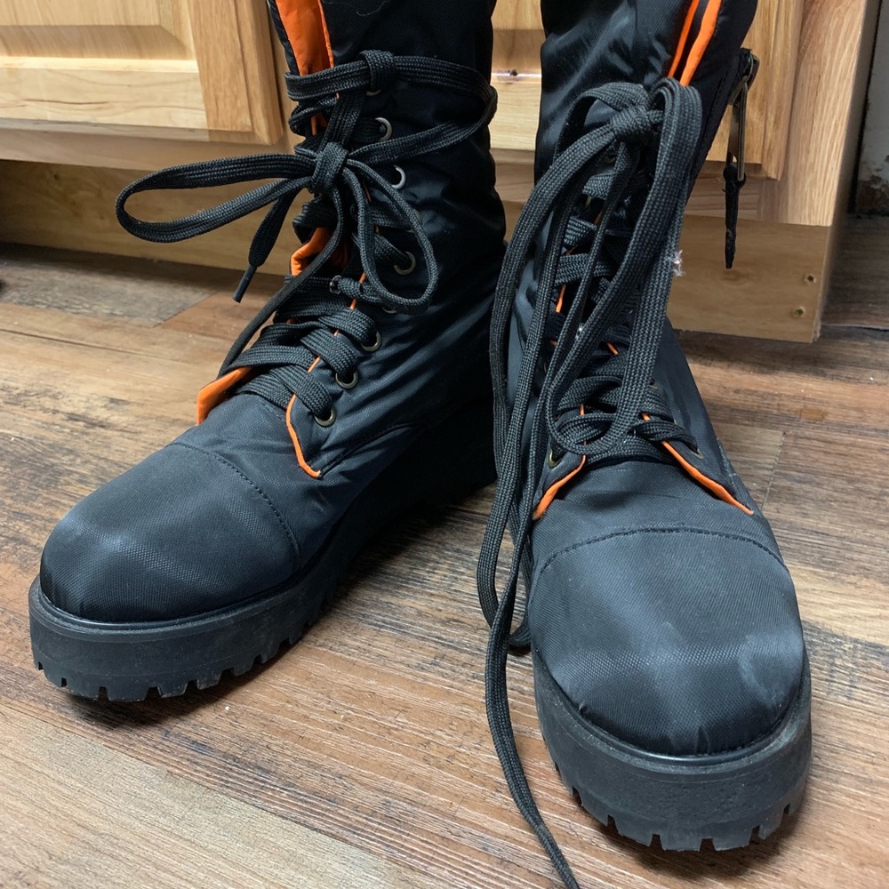 Poster Grl Combat Flight Boots 8 Dolls Kill